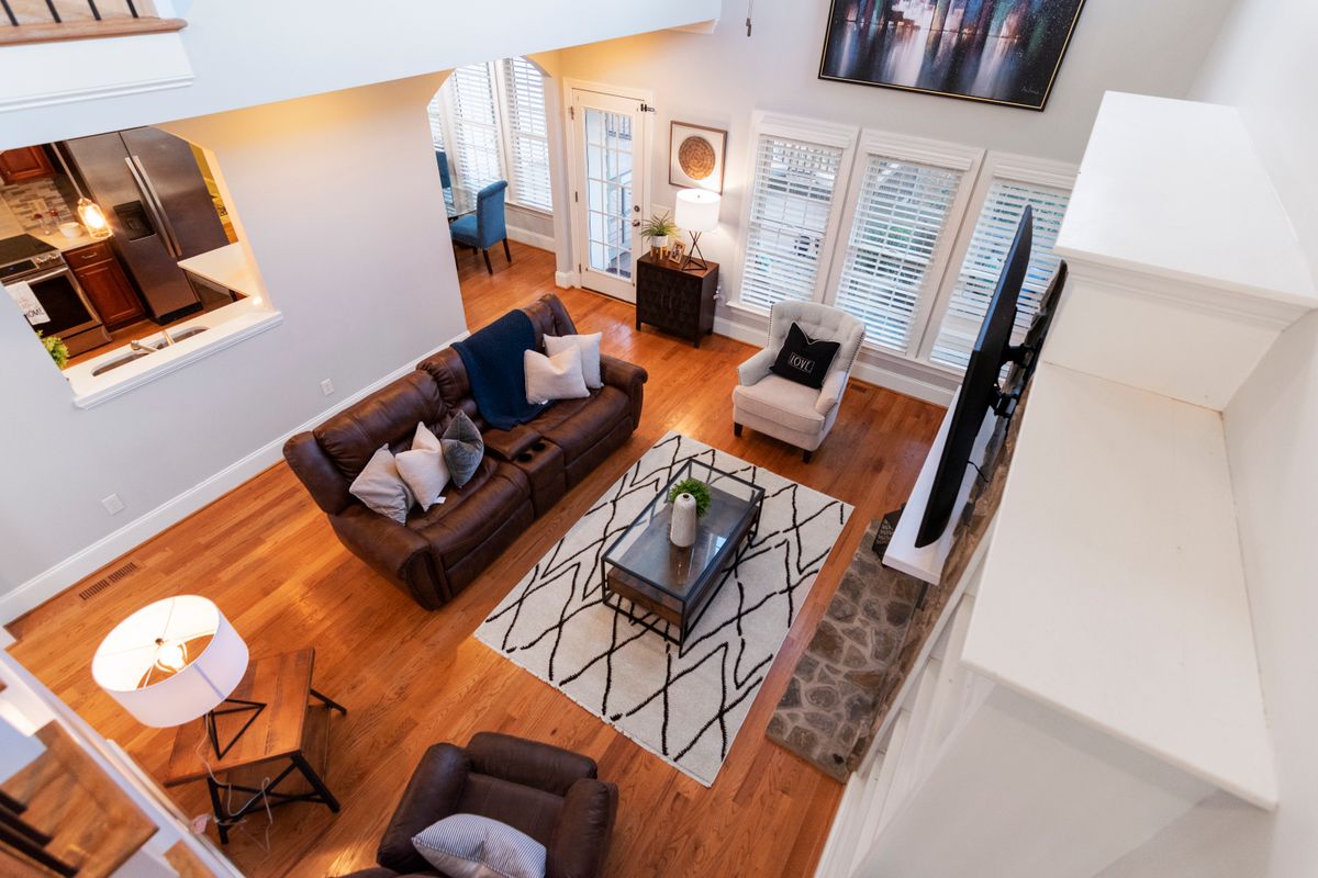 Creating a Warm and Inviting Colour Scheme