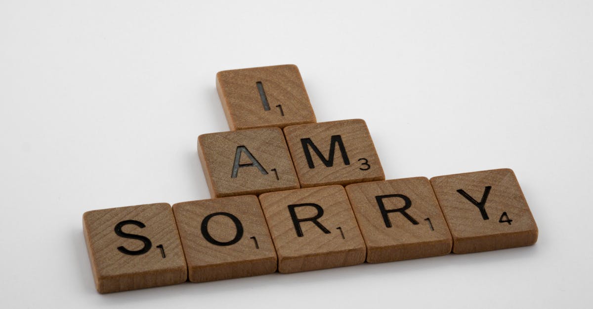 政治:賓士斷母嬰去路,車主竟是議員父!兒子急道歉引發熱議