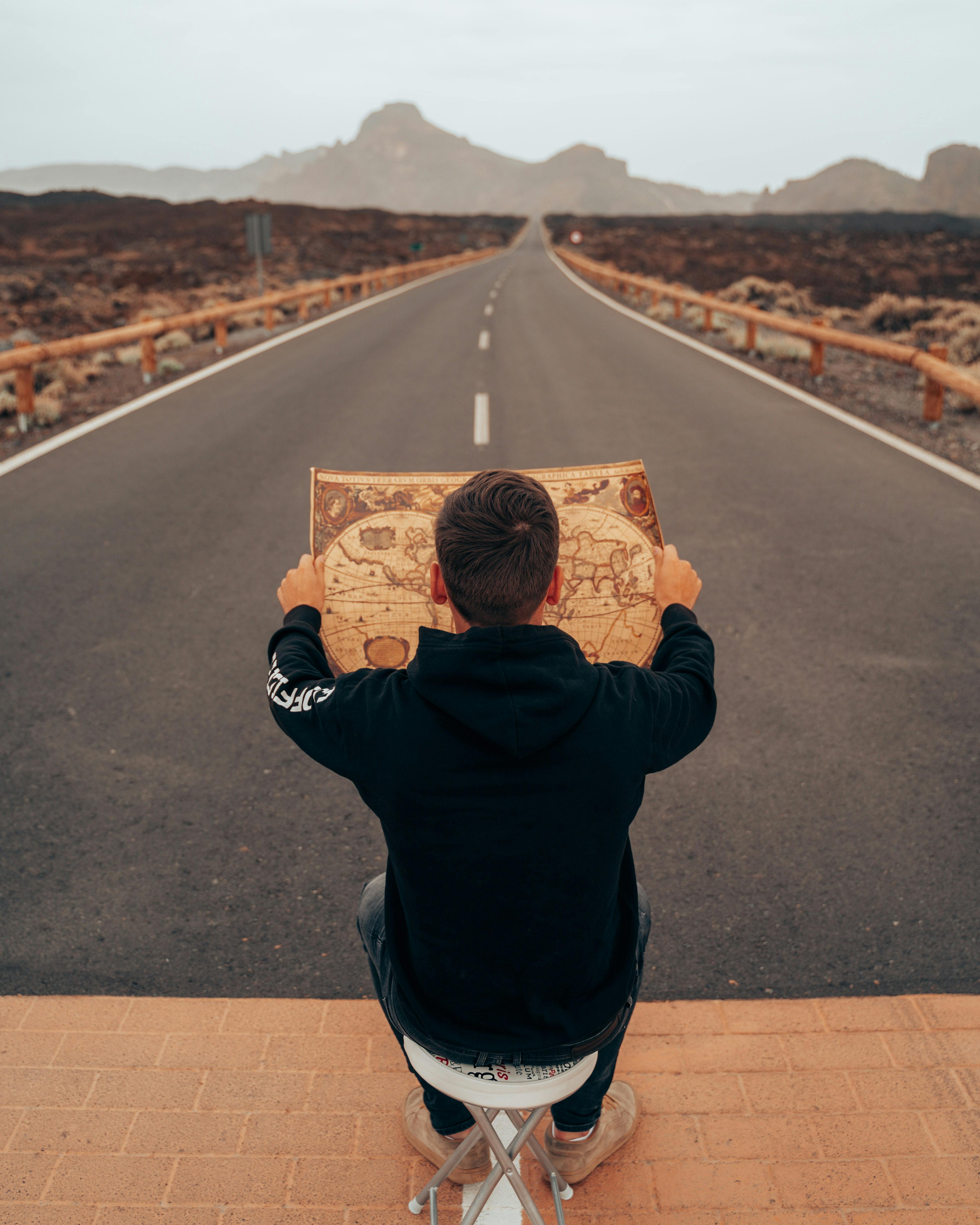 road landscape man people