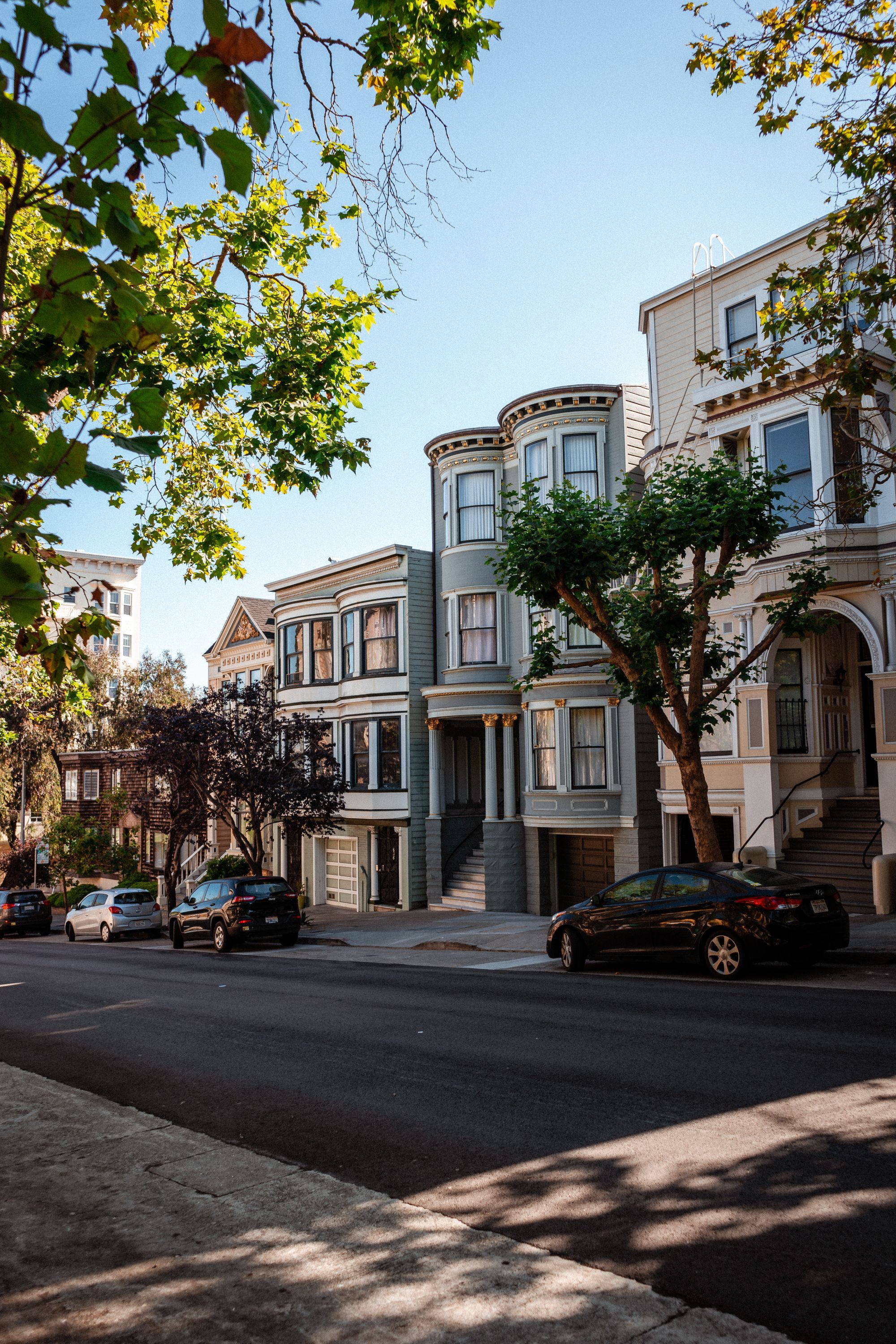 Victorian homes on a sunny San Francisco street