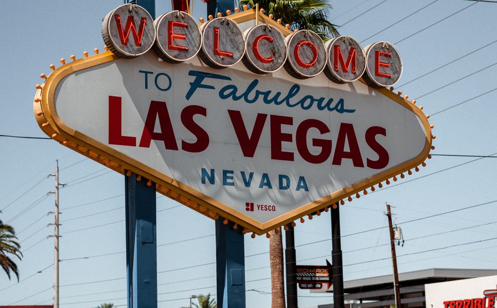 Online Casino: Spielautomaten und Live-Spiele im Überblick