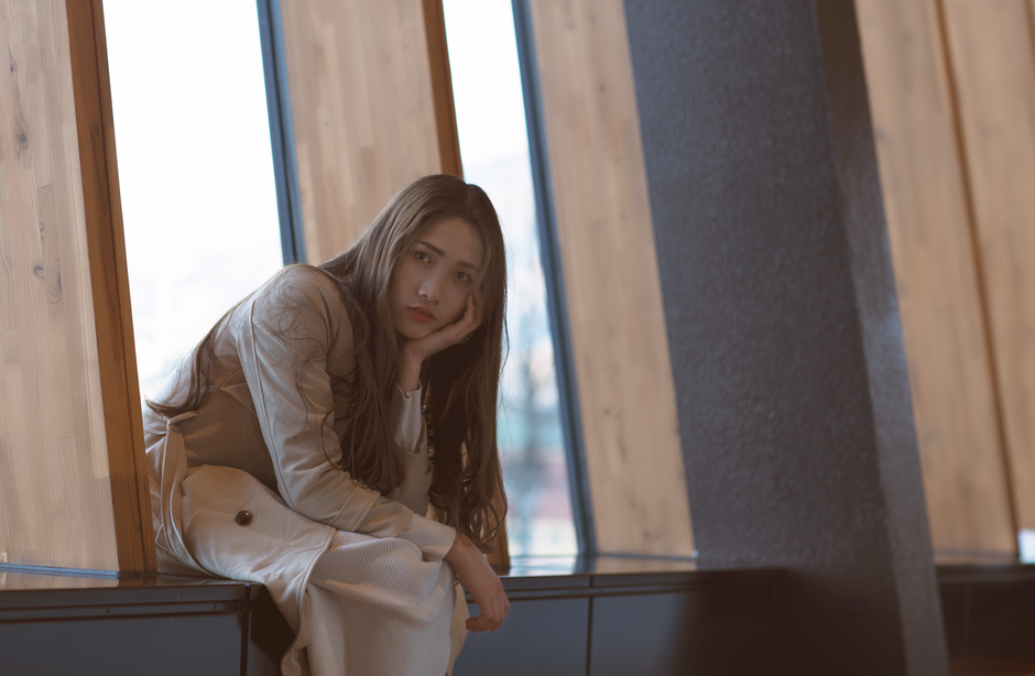 #屋内, アジアの女性, インテリアの無料の写真素材