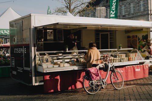 Photos gratuites de acheteur, bicyclette, bourse