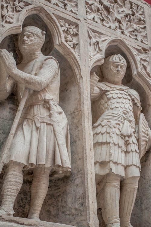 Statues of Abraham and the King of Sodom in Reims Cathedral in Notre Dame