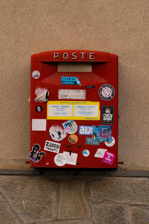 Foto profissional grátis de adesivos, ao ar livre, caixa de correio