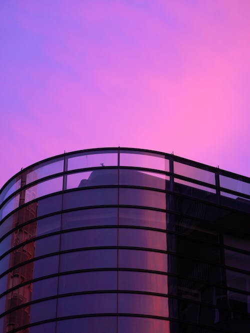 Základová fotografie zdarma na téma atardecer, budova, fialové obloze