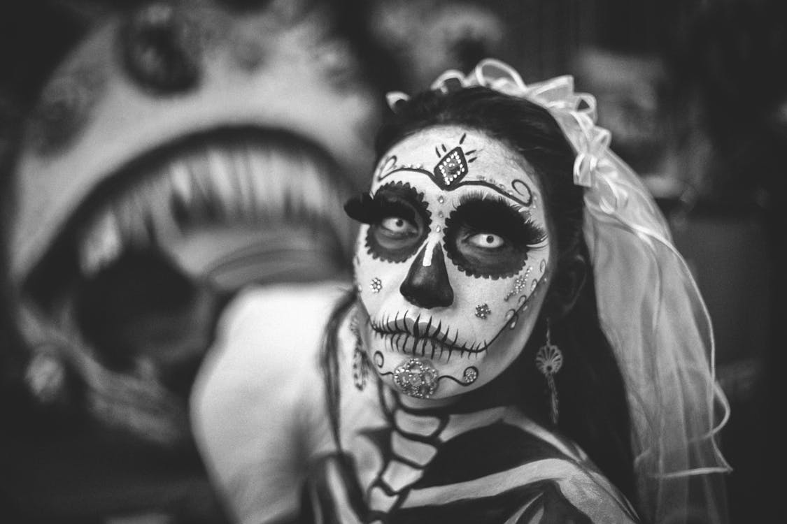 Free Greyscale Photo of Day of the Dead Corpse Bride Stock Photo