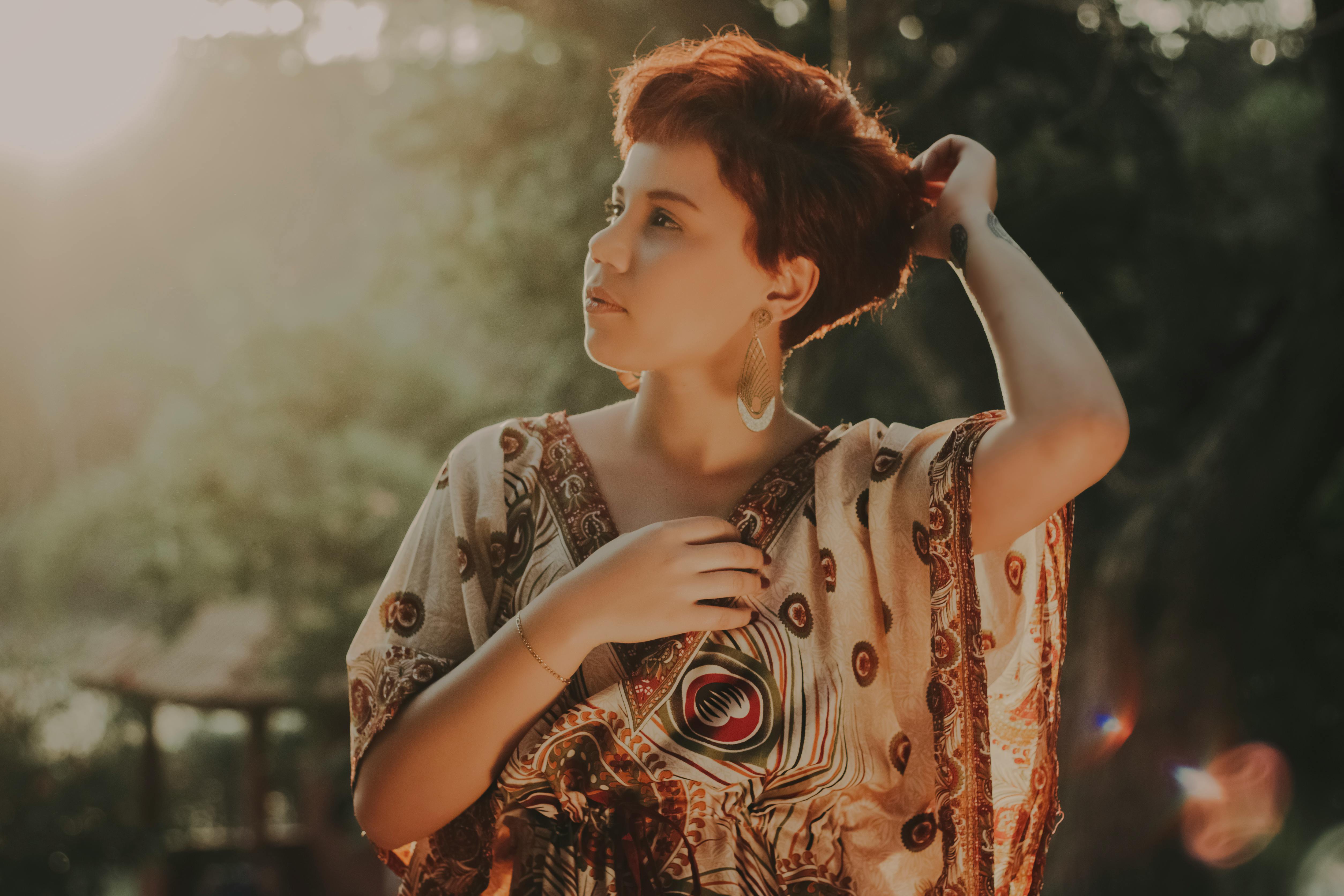 De franc Foto d'estoc gratuïta de a l'aire lliure, adult, arracades Foto d'estoc