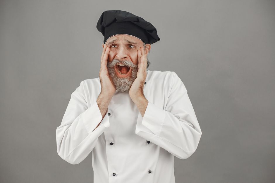 shocked streamer restaurant