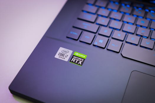 Ilustrasi GPU untuk Laptop Gaming: RTX 5050 GDDR7 & Efisiensi 130 W dalam artikel teknologi