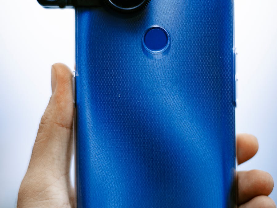 How can social media improve communication?