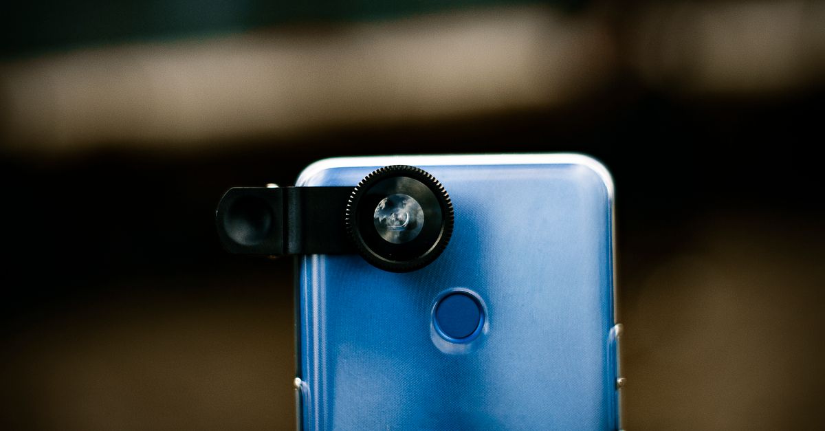 Ile aparatów w telefonie ma sens — megapiksele to nie wszystko