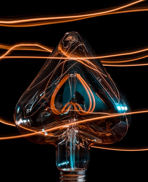 Kostnadsfri bild av glödlampa, hjärtformad, närbild