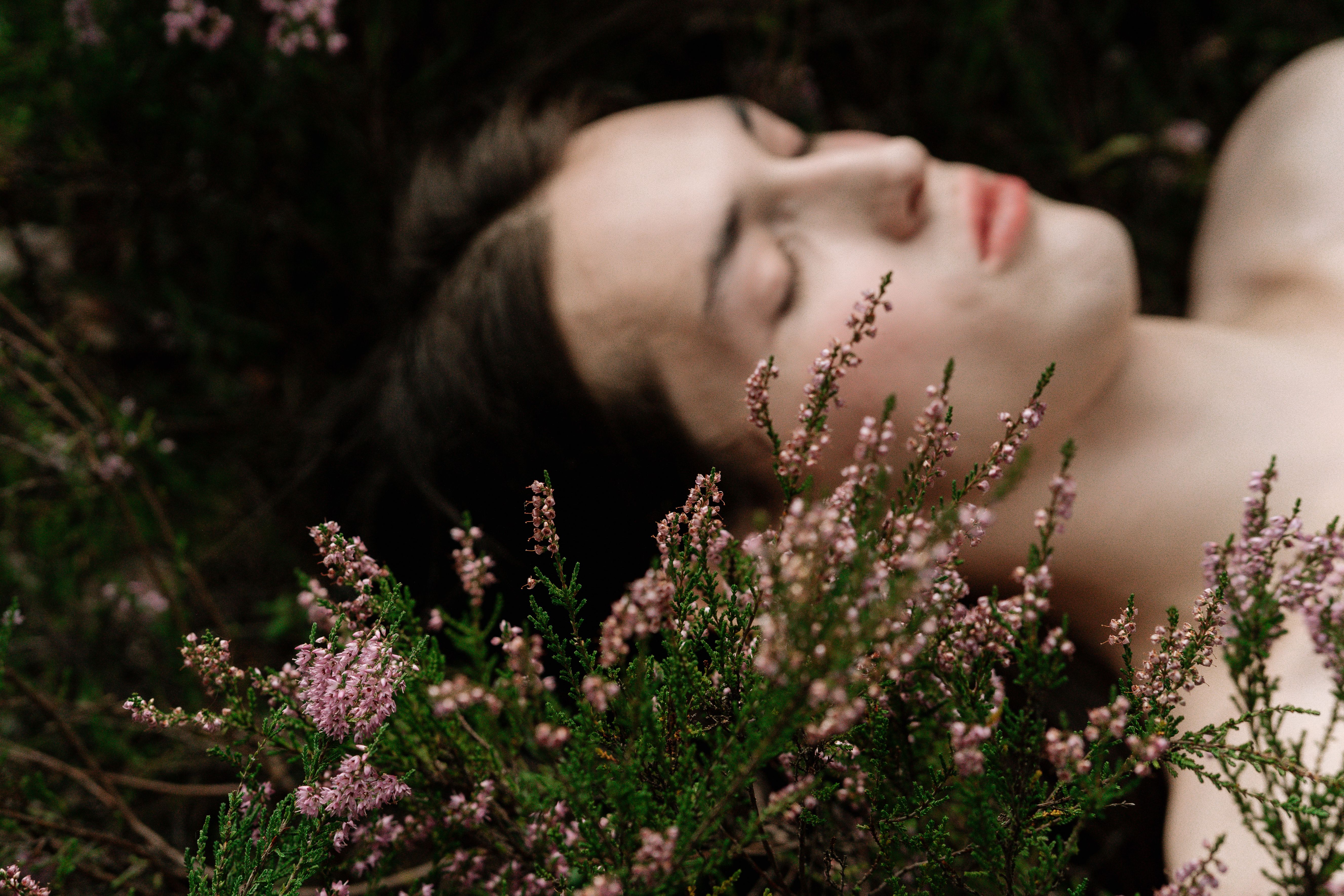 person sleeping peacefully or meditating - how to lose weight