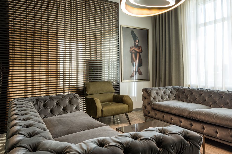 upholstery for specific sofa styles dubai