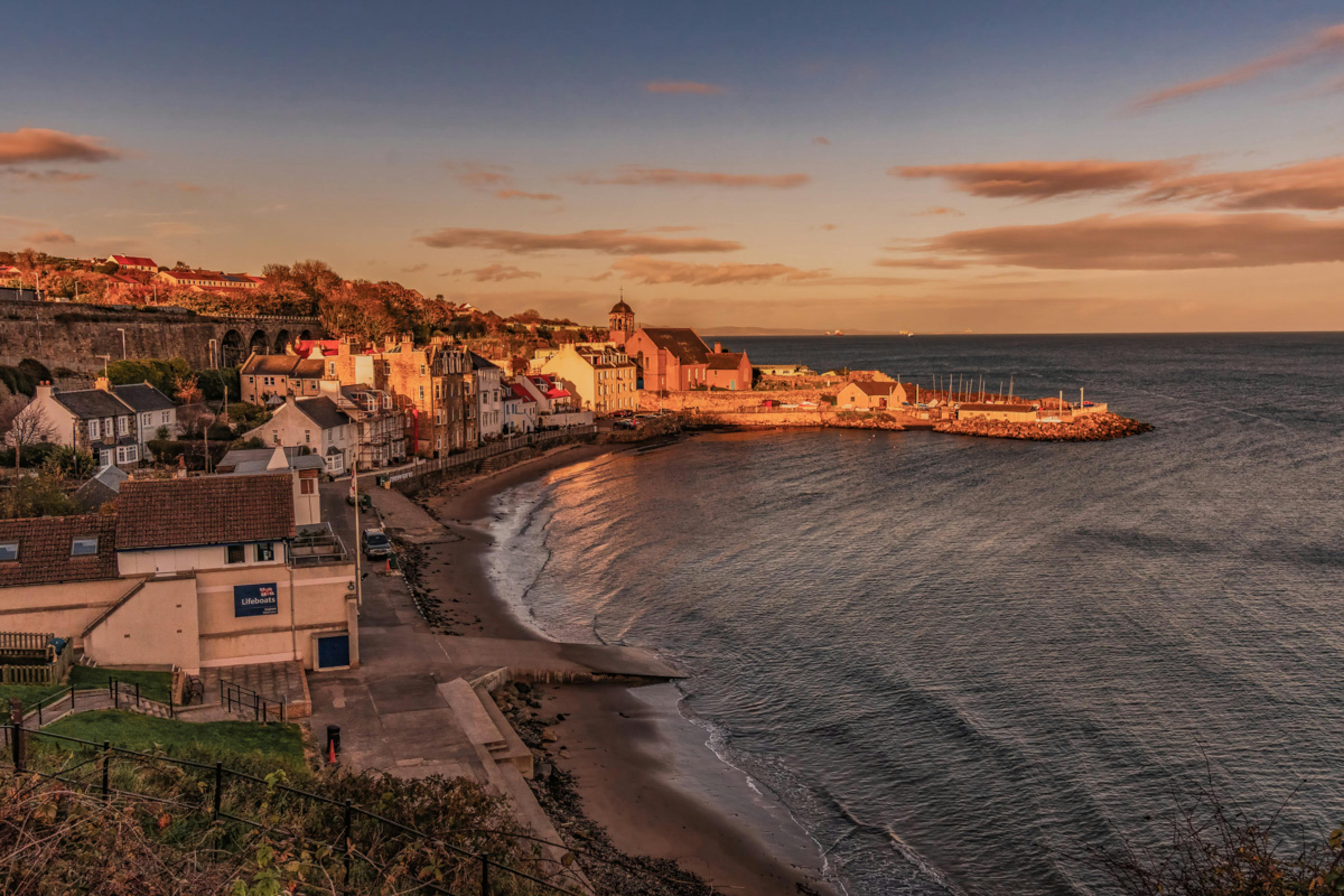 Become an Avon Representative in Kinghorn