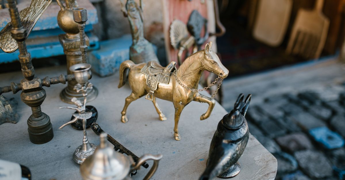 Les meilleures brocantes pour dénicher des antiquités de valeur