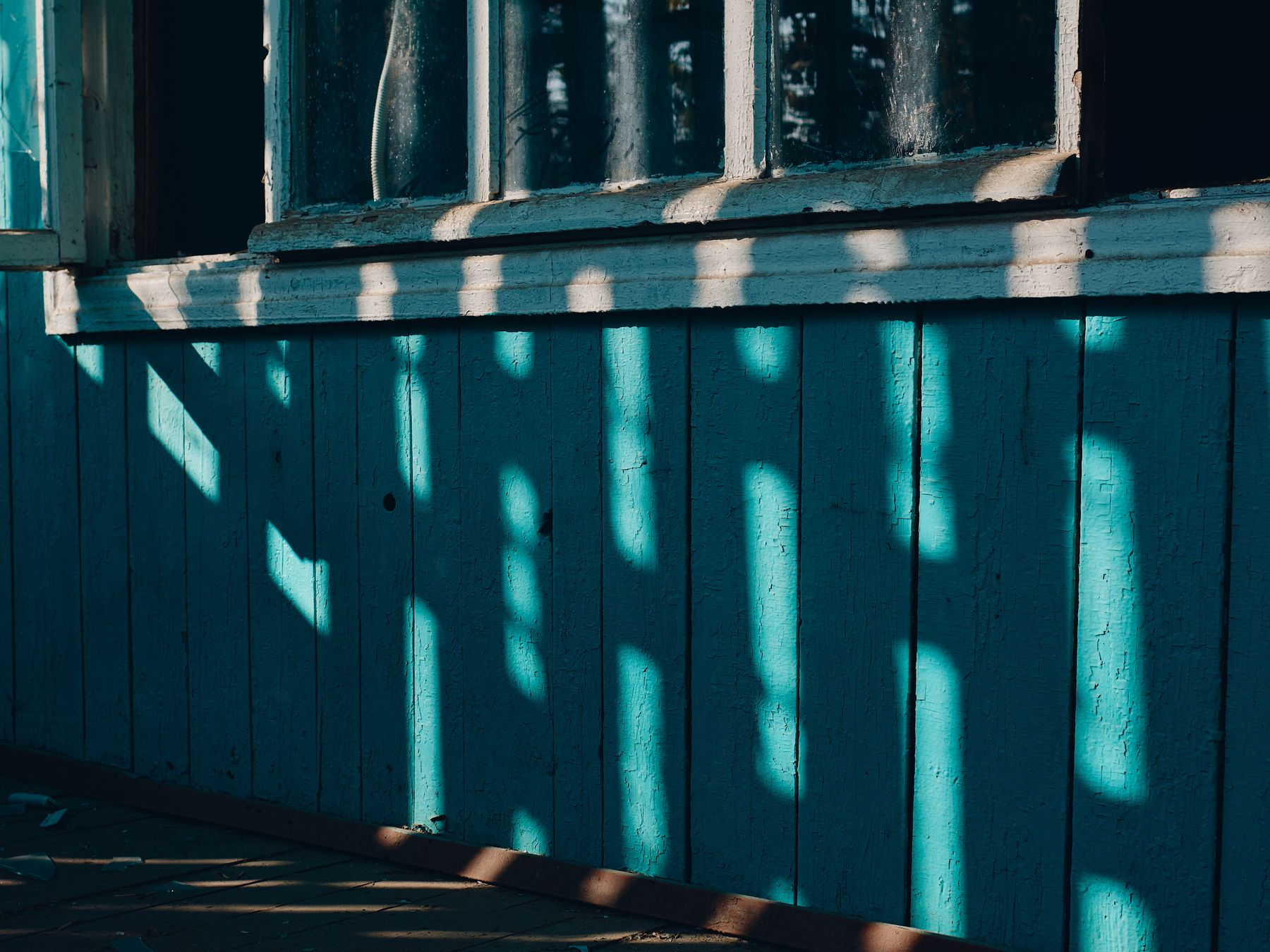 Fence and Decking Painting in Mitcham — quality trade paint going on in two coats