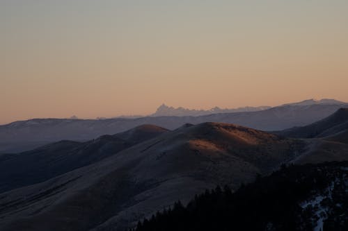 Kostenloses Stock Foto zu berge, dämmerung, landschaft