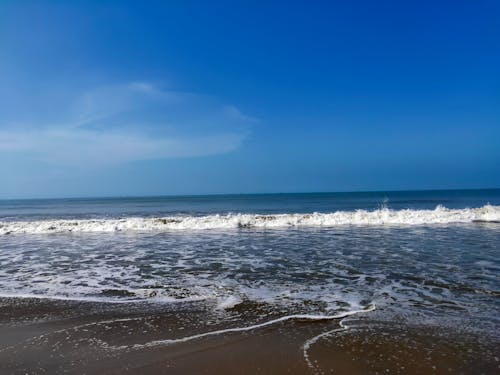 Free stock photo of blue sky, see, see beach Stock Photo