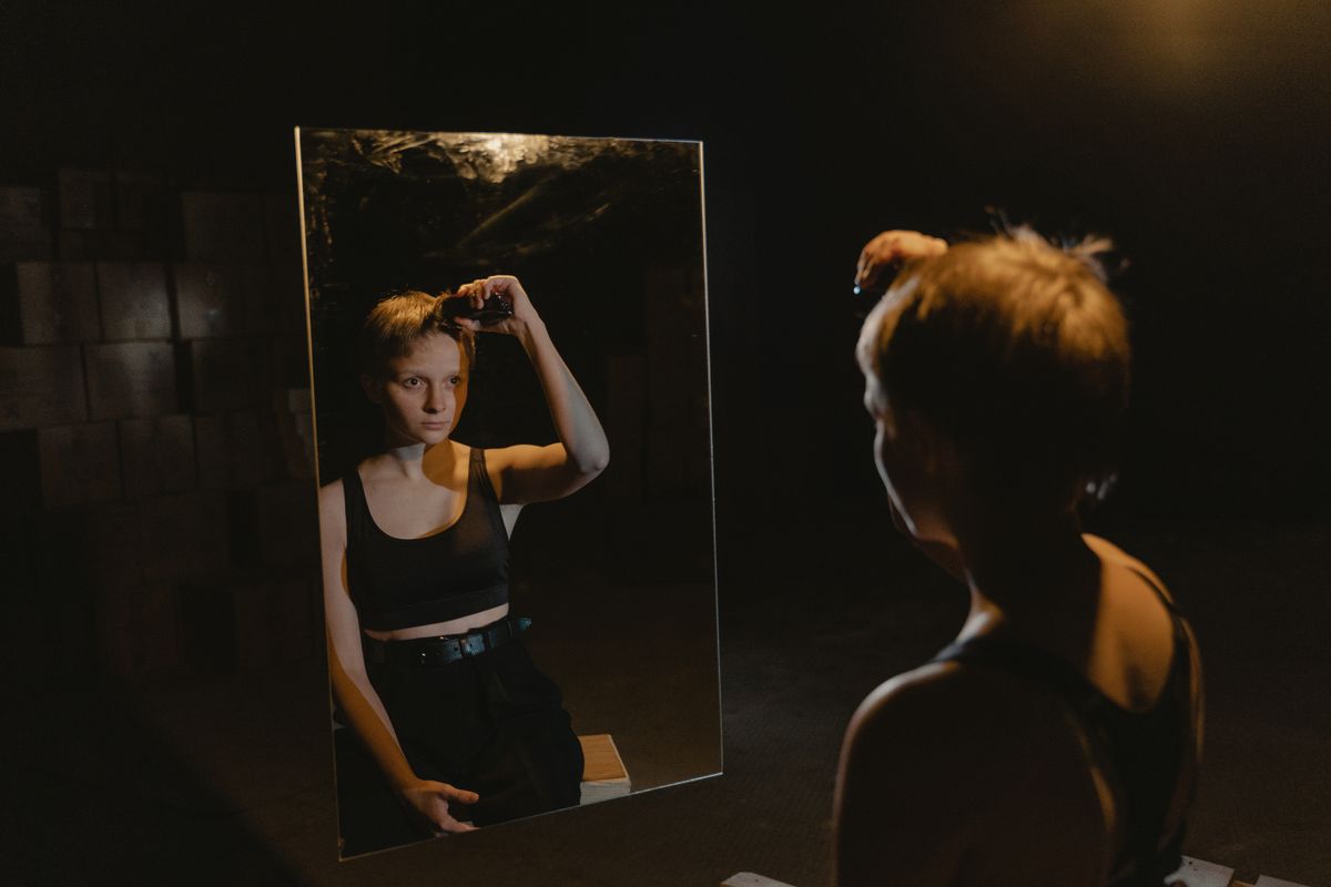 Am I Dating a Narcissist? 25 Warning Signs + Exit Plan