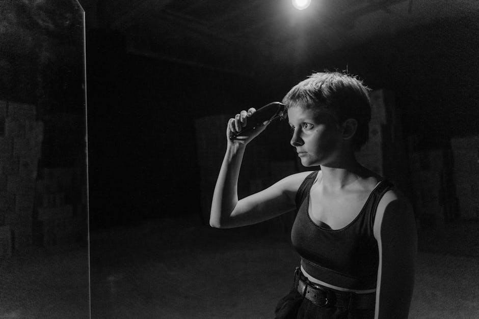 Imagen profesional de 'desarrollo web, coding, frontend, backend arte ignorar alertas seguridad app strong font alertas style weight bold size 5em seguridad puede hasta tiempo cómo aplicación vulnerabilidades ignorar alerta web' por Tima Miroshnichenko