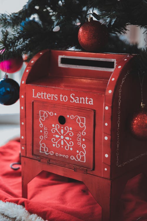 Christmas decorated mailbox under tree