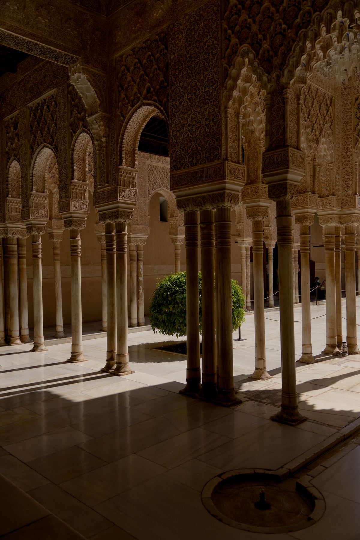 Patio columnado nazarí