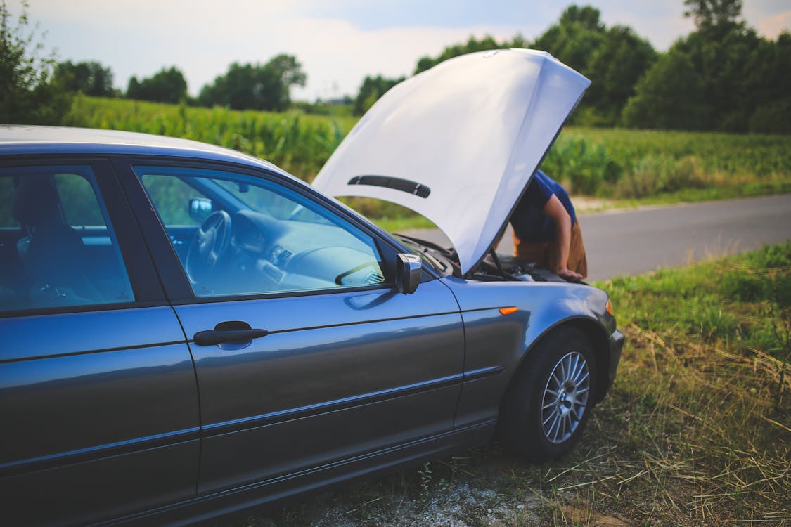 Repairing a car after battery light on