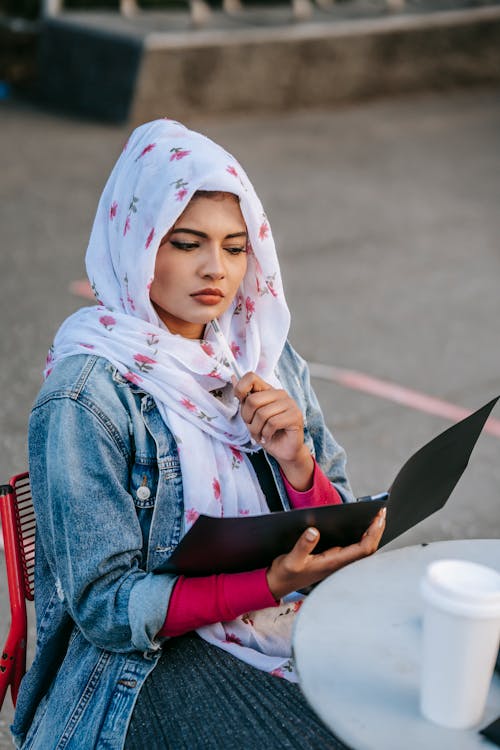 Photos gratuites de à emporter, aller, apprendre