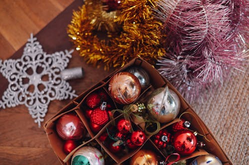 Foto d'estoc gratuïta de Adorns de Nadal, boles, brillant