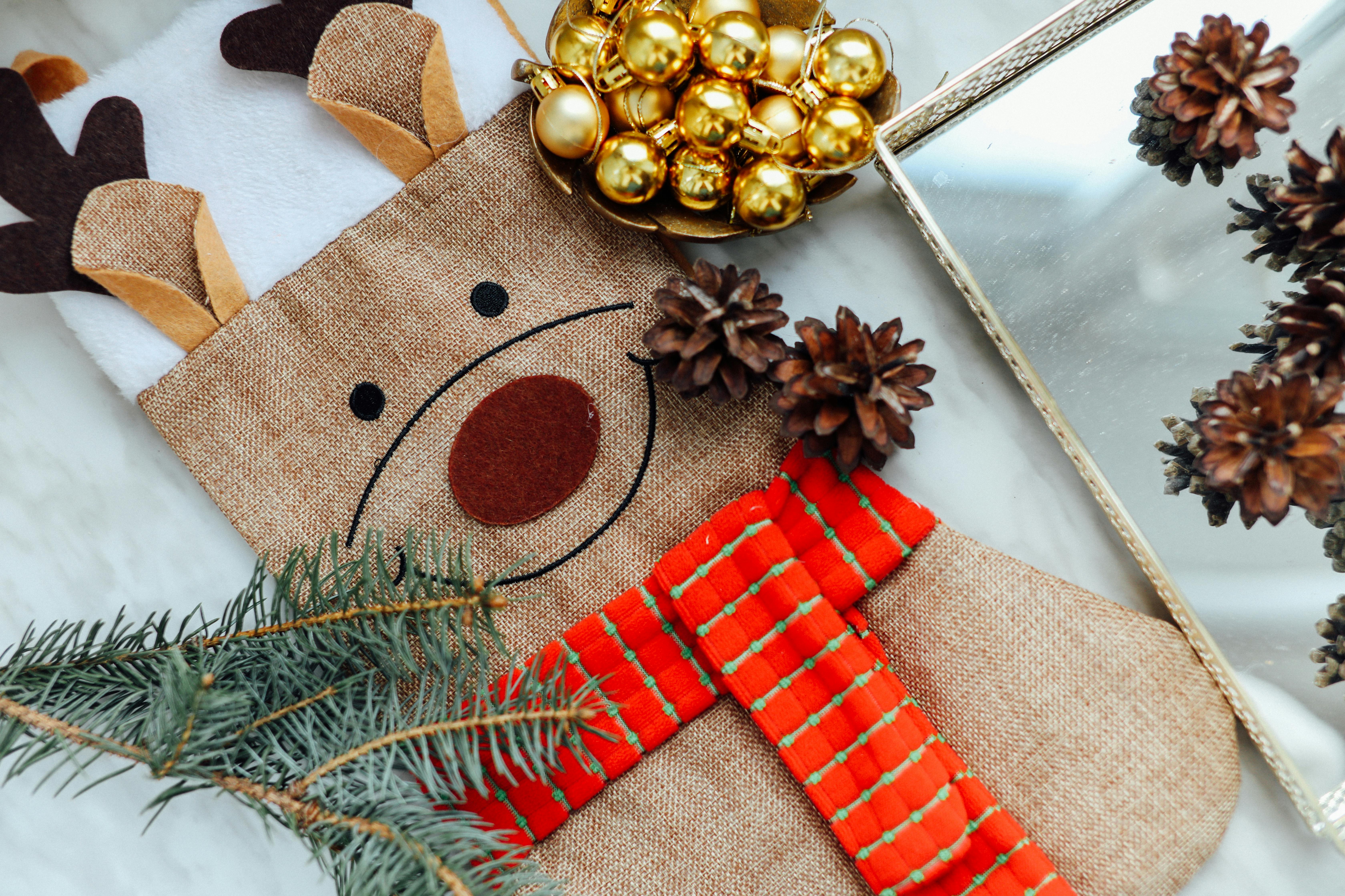 Hobbycraft launches Christmas deals with major savings on kids craft kits — Photo by KoolShooters on Pexels