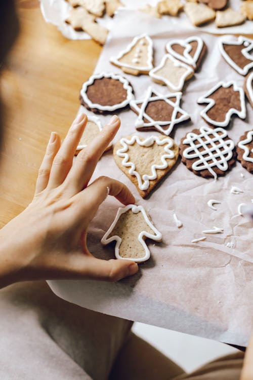 Základová fotografie zdarma na téma cookies, domácí, dřevěný stůl