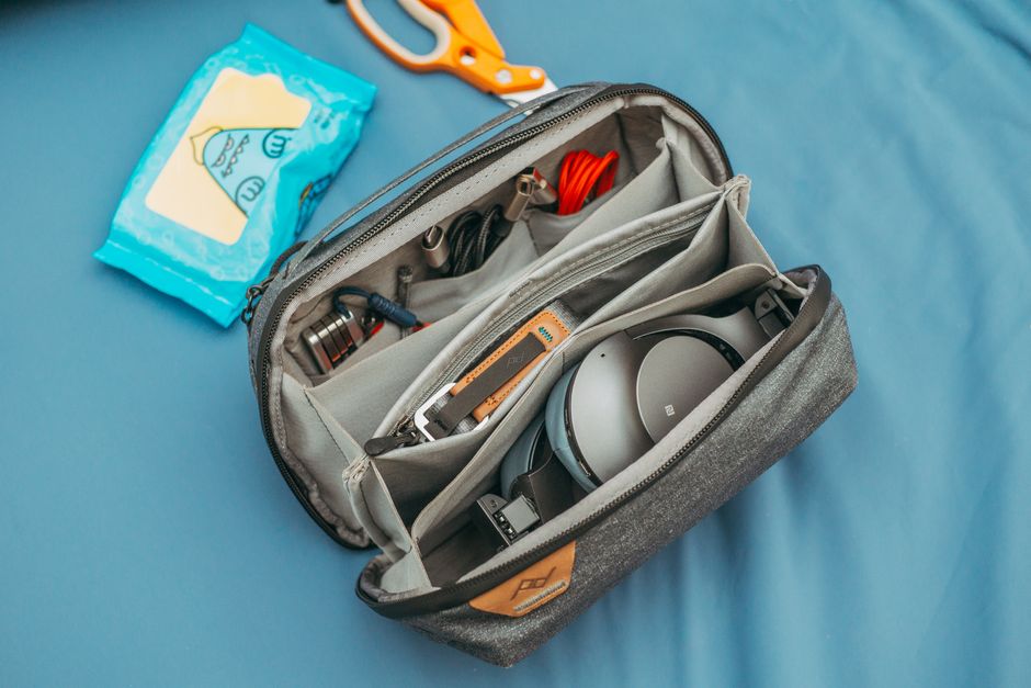 Bellroy Tech Kit Compact (Black)