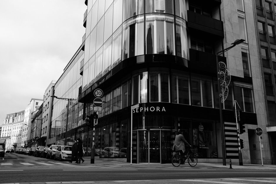 Exterior of the FOD Mobiliteit en Vervoer building in Brussels, Belgium