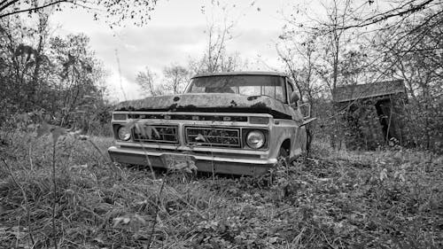 Free stock photo of abandon, abandoned, abandoned truck