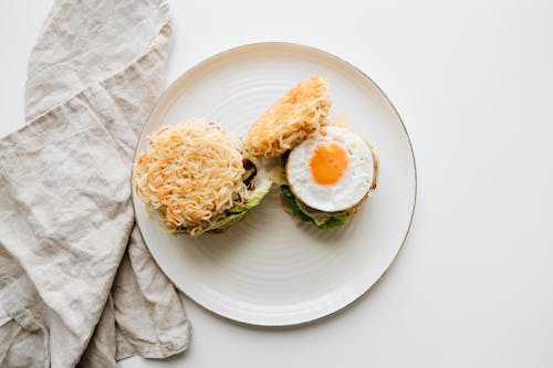 Photos gratuites de assiette en céramique, délicieux, en mauvaise santé