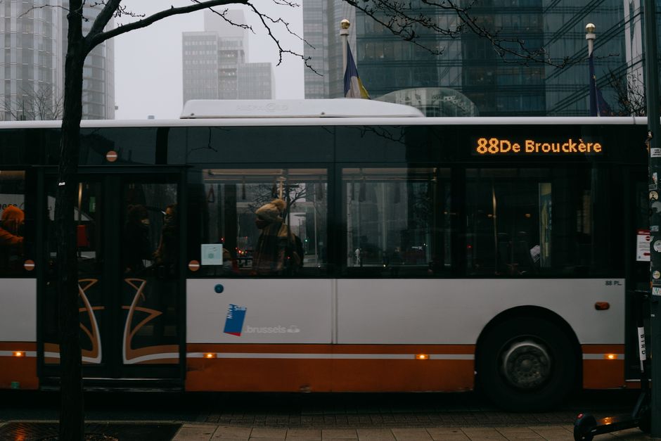 Piața de servicii de transport intern de persoane și microbuze din Dolj