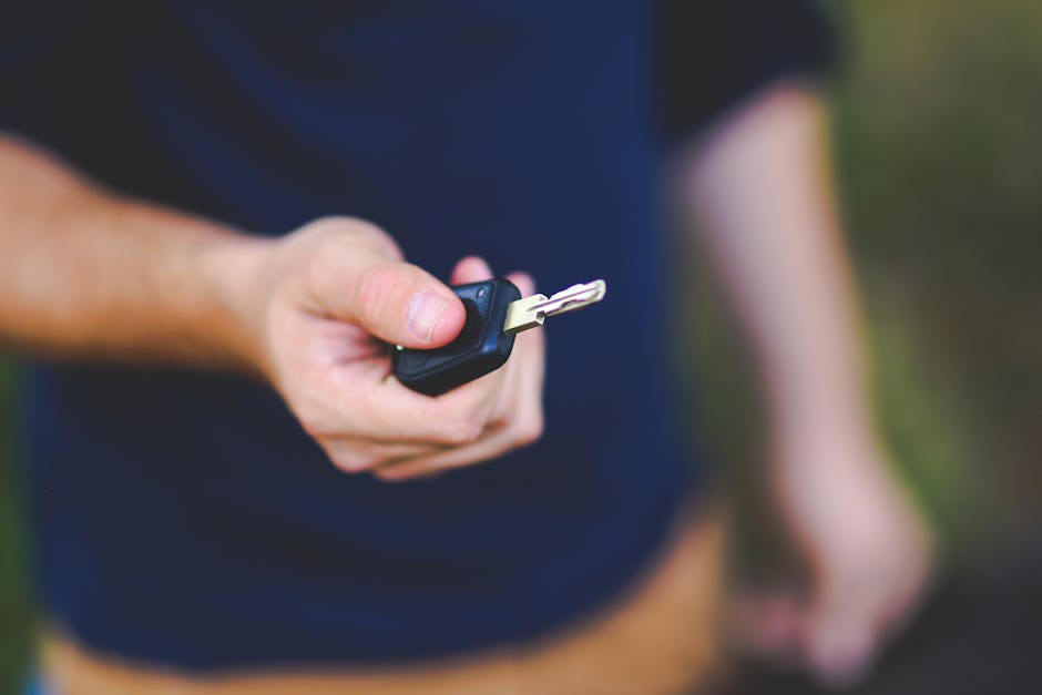 Getting Your Car Key Replacement from a Dealership versus a Locksmith