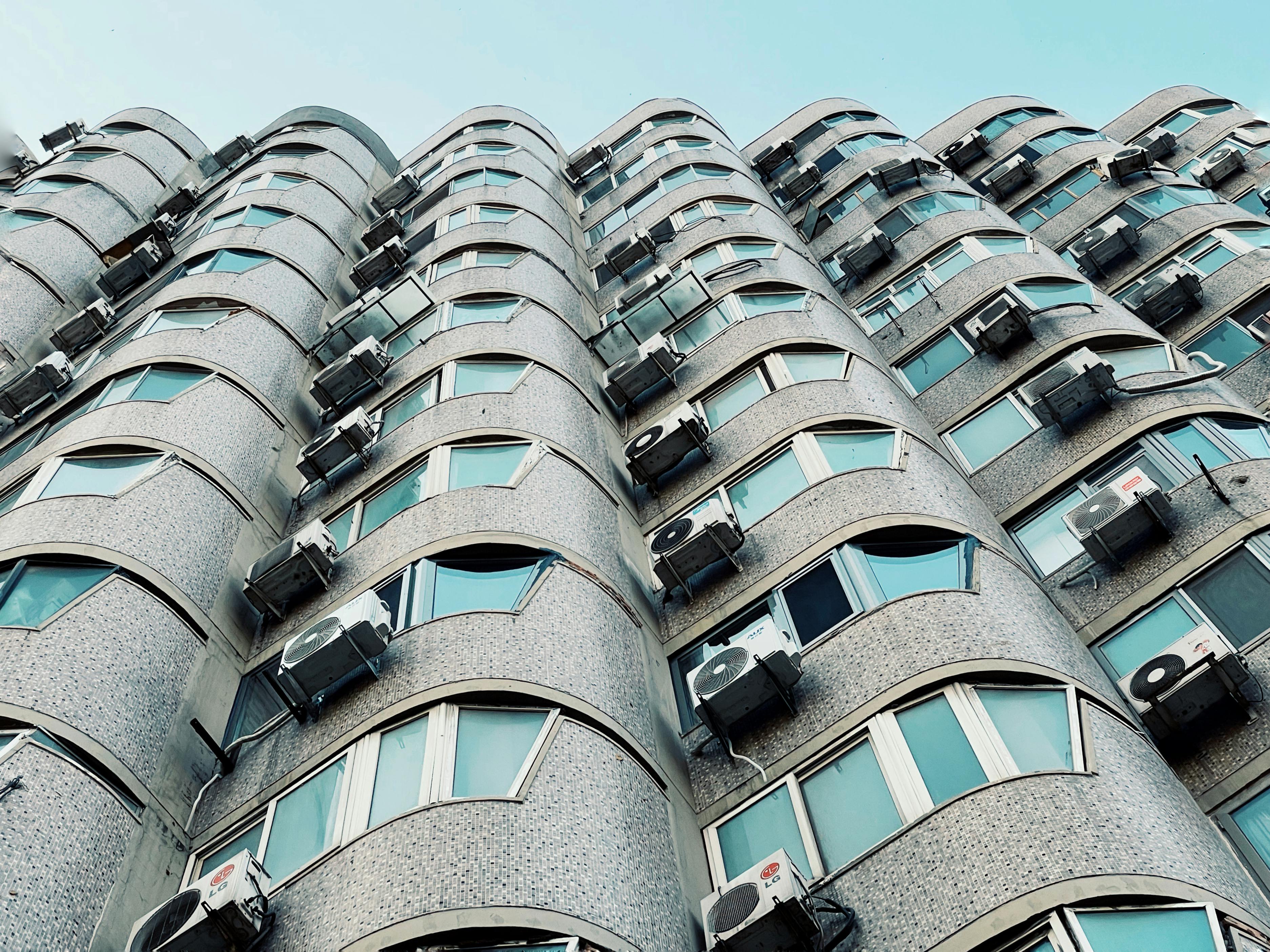 HVAC maintenance can avoid costly repairs — Photo by Shuaizhi Tian on Pexels