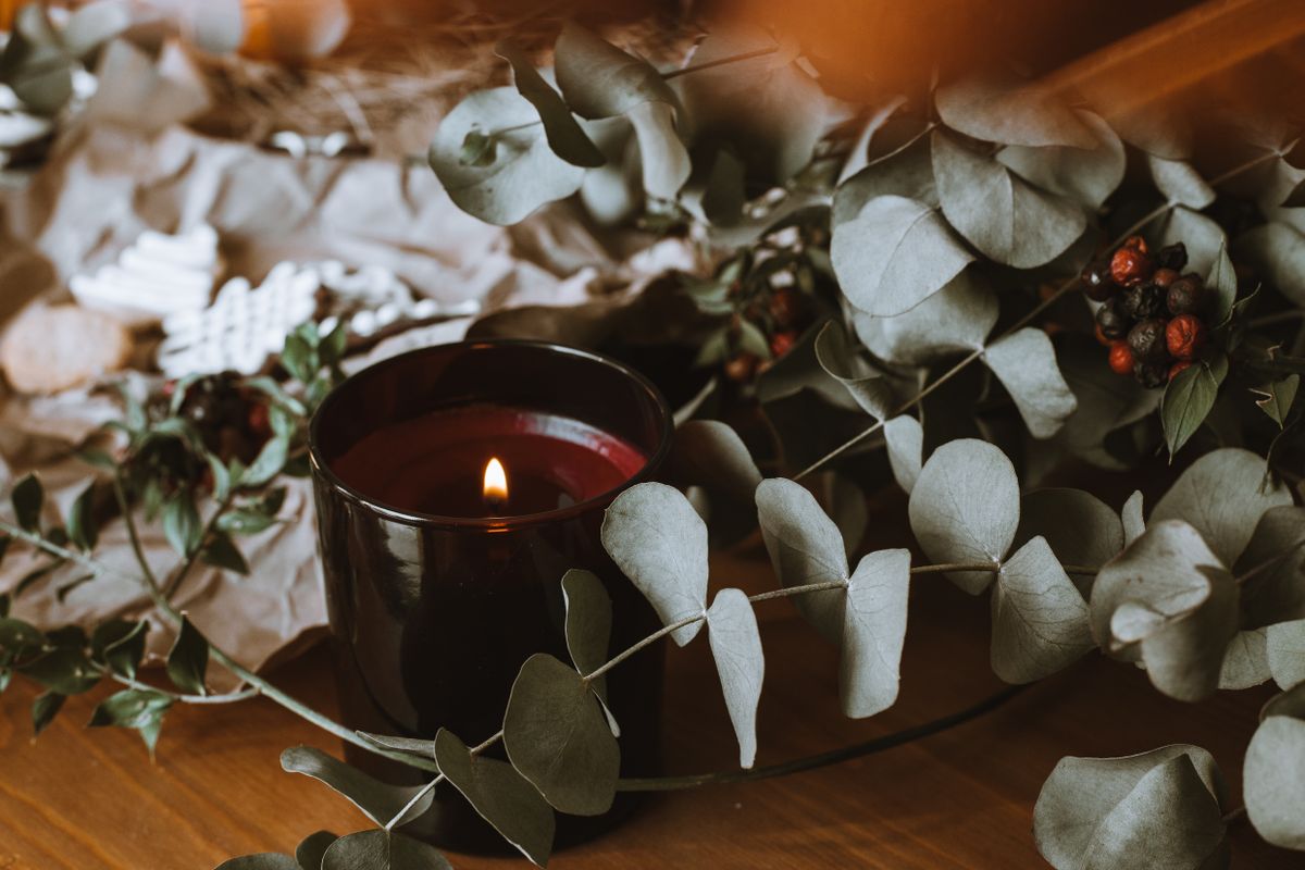 Winter-Duftkerzen-Trend 2026 erklärt: 4 Pinterest-virale Favoriten — Im Kontext