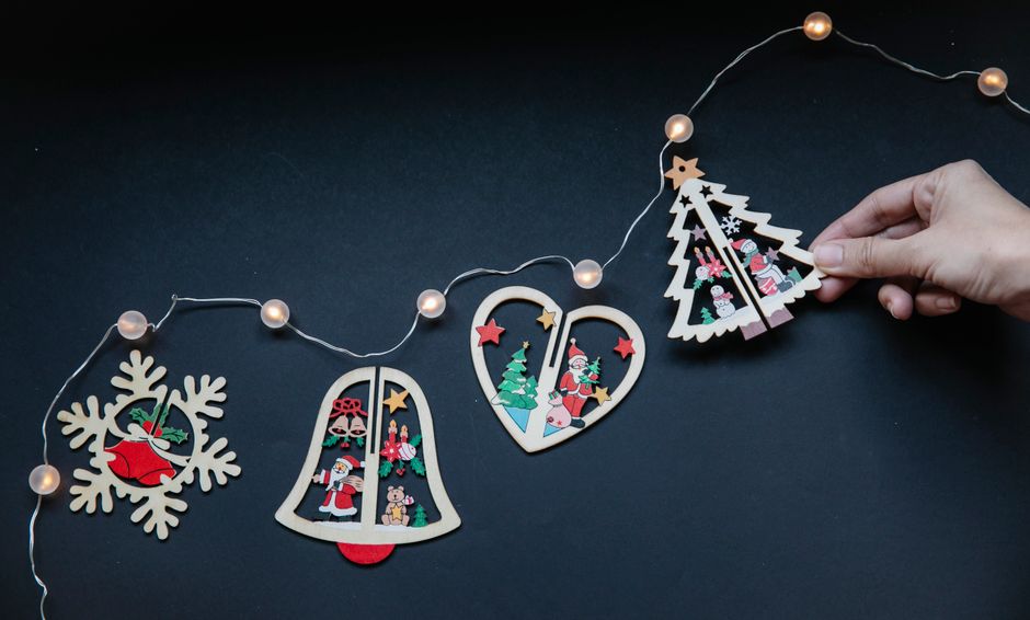 Christmas Eve Traditions: The Heart of the Holiday Christmas Eve Traditions: The Heart of the Holiday
