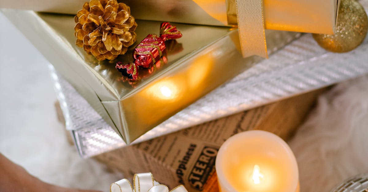 How to wrap a gift voucher for Christmas
