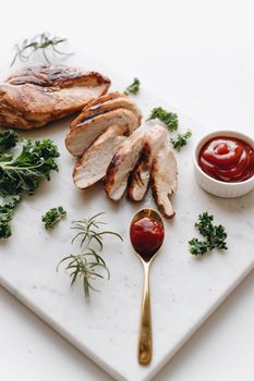 Brochettes de poulet satay
