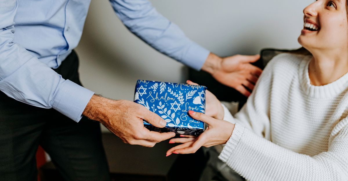 What’s the Best Way to Collect Gift Instructions From Customers?