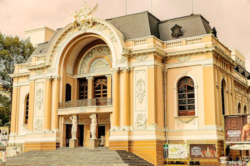 bina cephesi, ho chi minh city, Opera binası içeren Ücretsiz stok fotoğraf