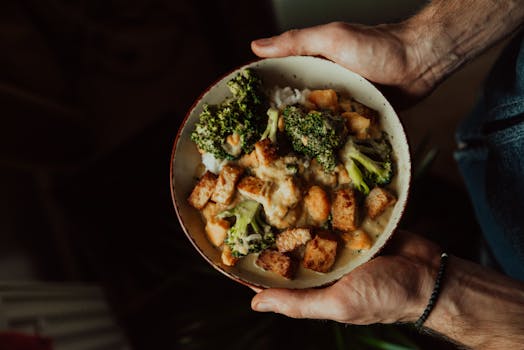 A close-up of a healthy tofu and broccoli bowl, ideal for vegetarian diets and wholesome meals.