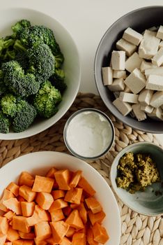 Tofu And Vegetables Excluding Carrots, Broccoli, And Dark-Green Leafy; No Potatoes