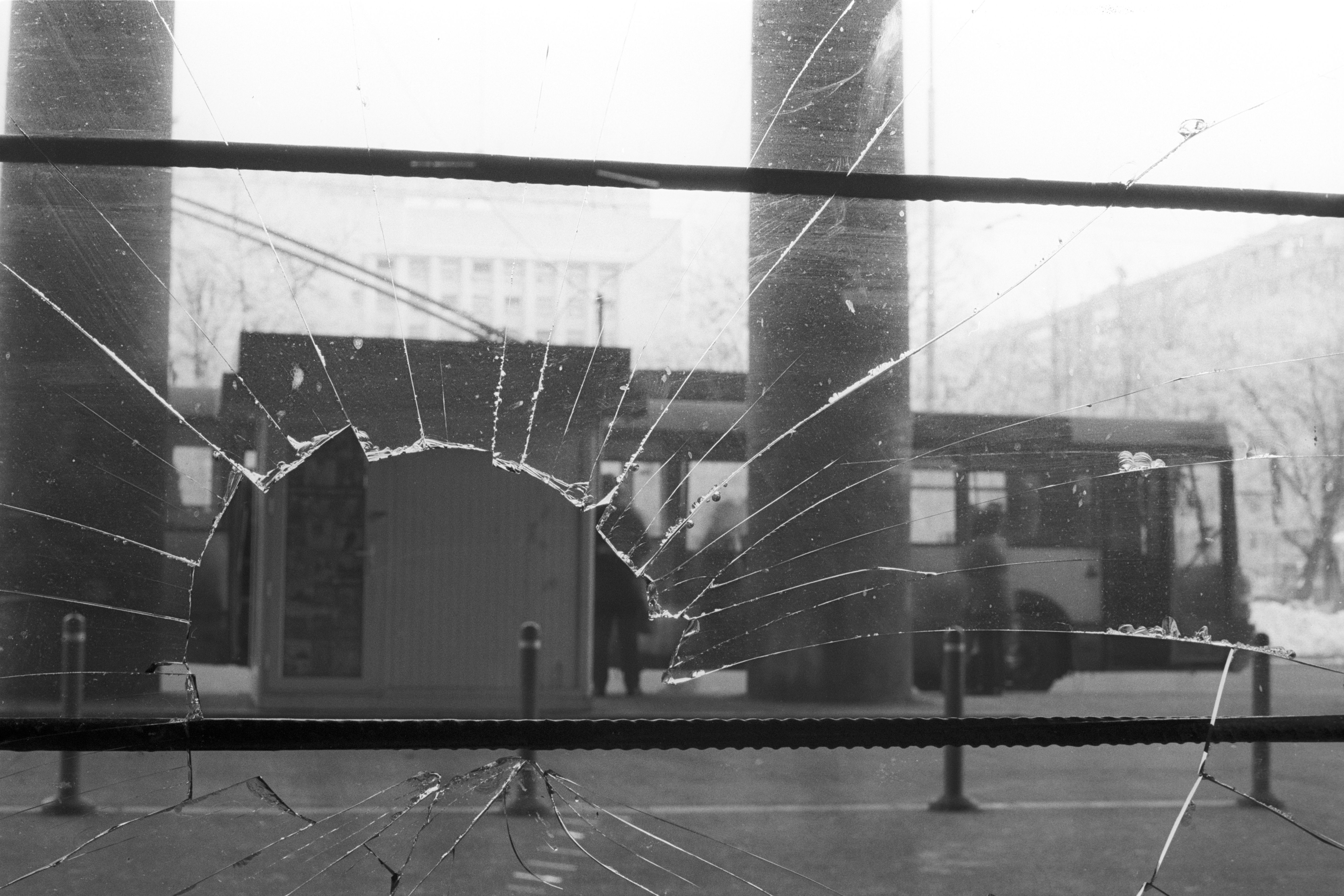 Dream of broken window glass