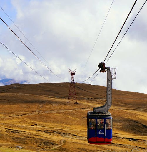 Immagine gratuita di cielo, funivia, montagna